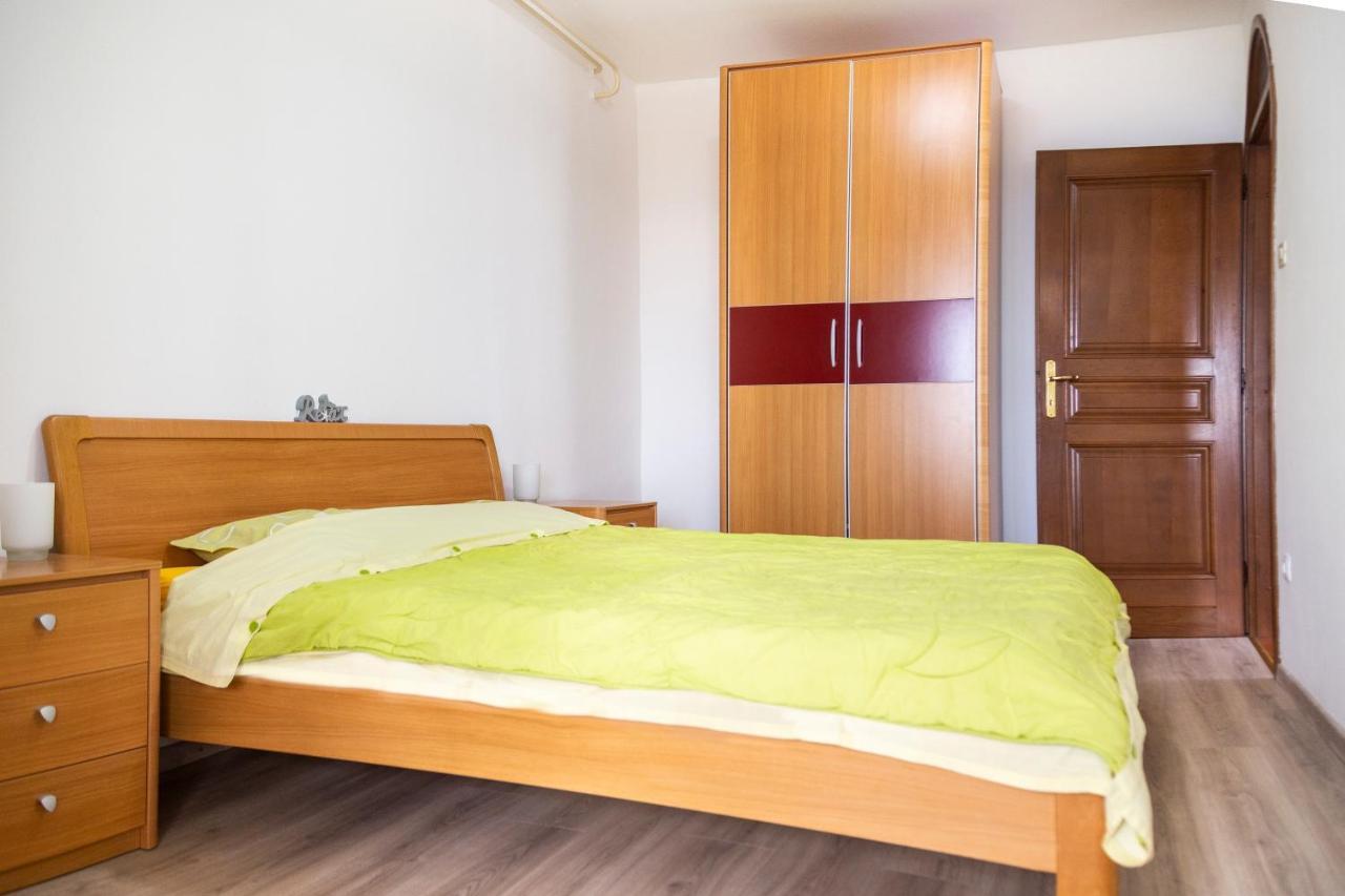 Sunny Apartment ปอร์โตรอซ ภายนอก รูปภาพ